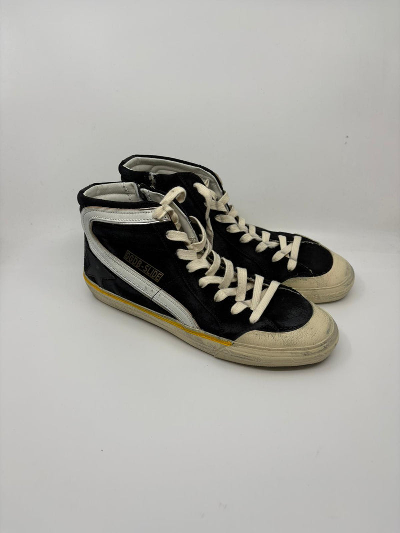 Slide - Noire suede slide blanc