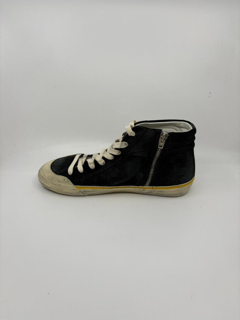 Slide - Noire suede slide blanc
